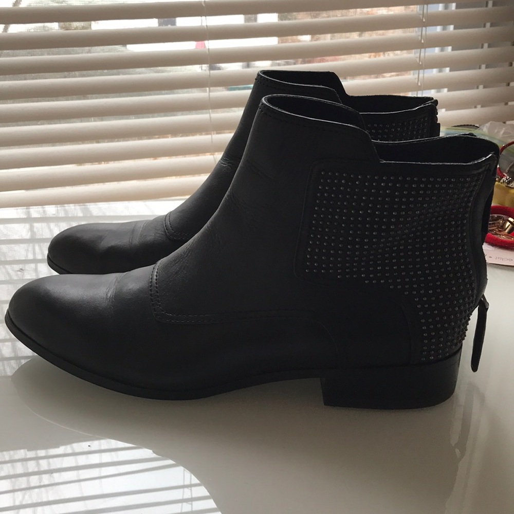 Pour La Victoire Keon Short Back Studded Booties - Picture 1 of 8